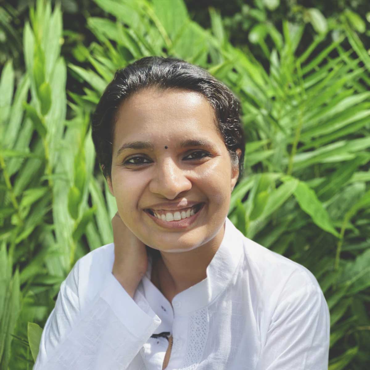 Dr. Aparna, the consulting doctor of Oneworld Ayurveda retreat center in Bali has a Ph.D. in the science of Ayurveda 